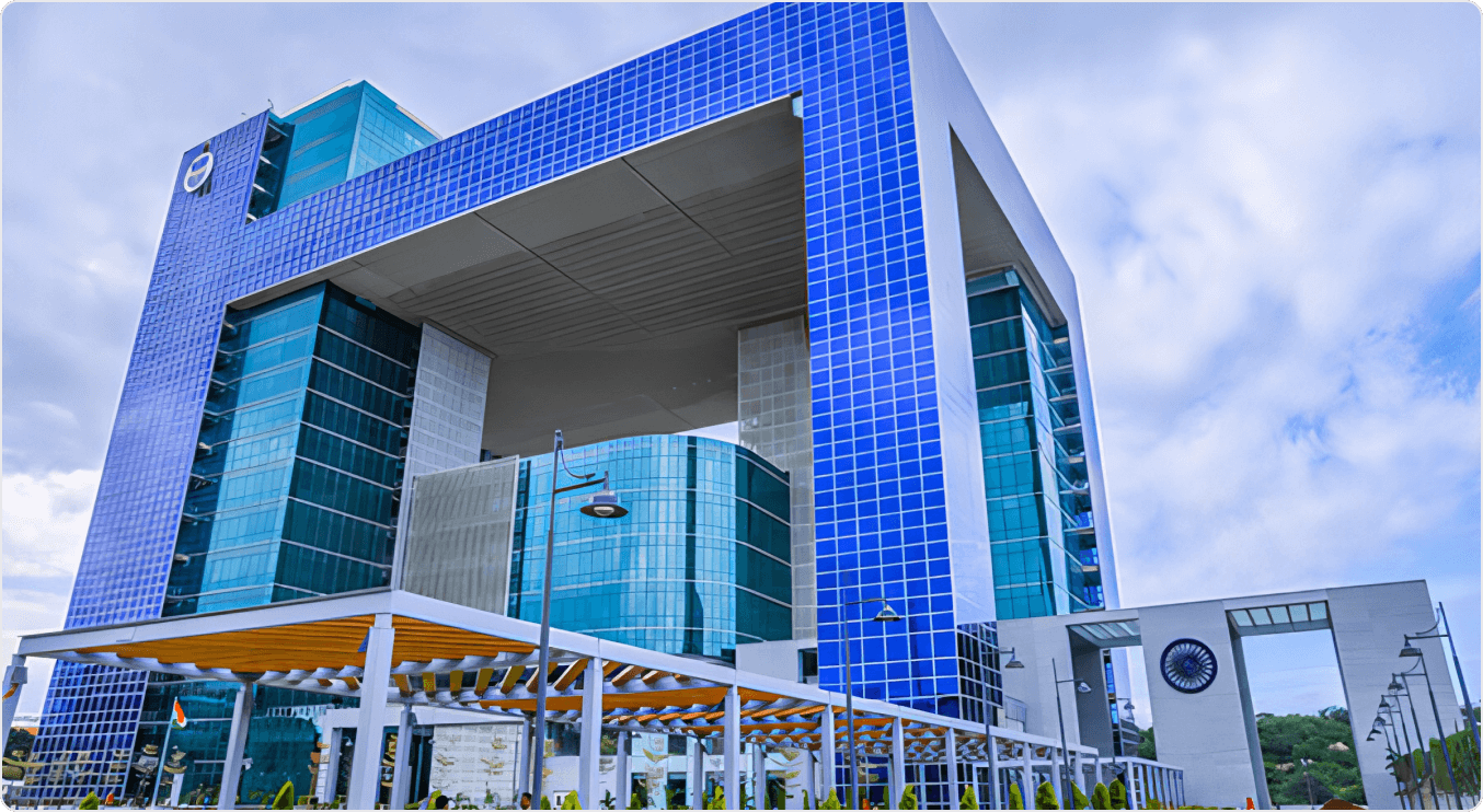 Public restroom cubicle solution -secure and robust for government facilities